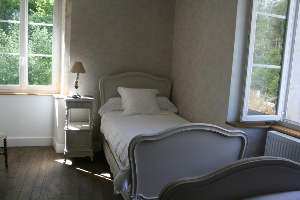 Bed and Breakfast Gentilhommiere Eaux Bleues Ecot-la Combe Номер фото
